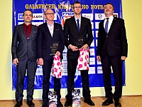 Cena Fair Play 2016/17 - Jan Hejcman (FC Slavia H.Králové), Radan Koliáš a Martin Stránský ( TJ Spartak Kosičky)  180112 Galavečer krajského fotbalu 113