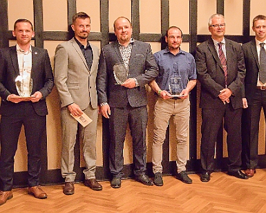 2022 0414 - Náchod - 11. Galavečer krajského fotbalu - 003