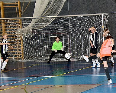 240202 - Skuteč - Díky fotbalu - halový turnaj U11 - ©PR- 052 IPR