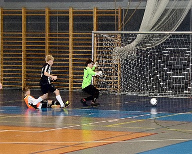 240202 - Skuteč - Díky fotbalu - halový turnaj U11 - ©PR- 058 IPR