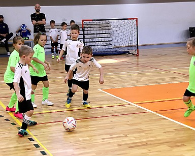 240218 - H.Králové hala Slávie - mini turnaj U7 - ©PR - 080